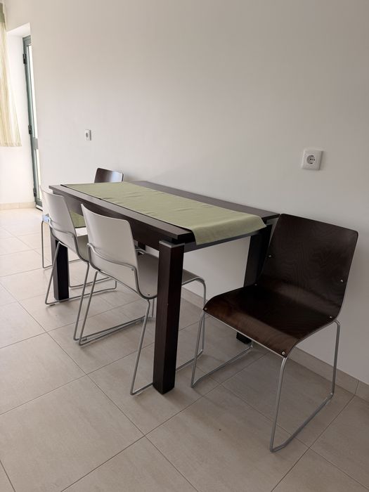 Mesa cozinha + 4 cadeiras