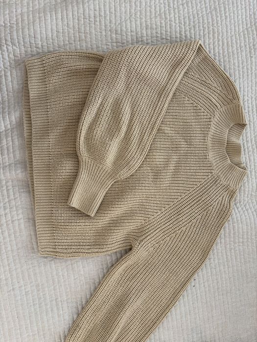 Sweter bezowy  cieply