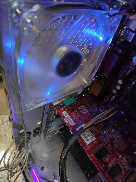 Caixa Thermaltake Shark VA700 BWA - Aluminium Full Tower e MotherBoad