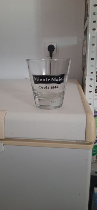 12 copos novos na caixa