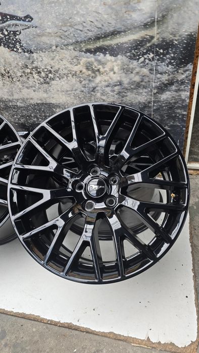 FA006 Alufelgi Ford Mustang 5.0 V8 oryginalne 9x19" 9.5x19" felgi z czujnikami 5x114.3
