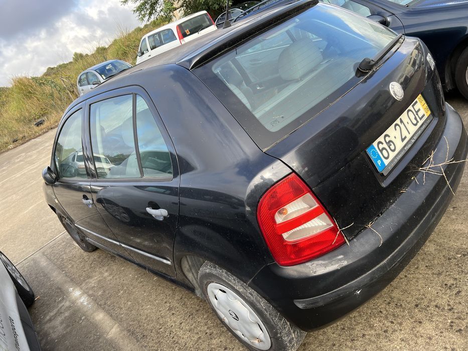 Skoda Fabia Gasolina ano 2000 para pecas