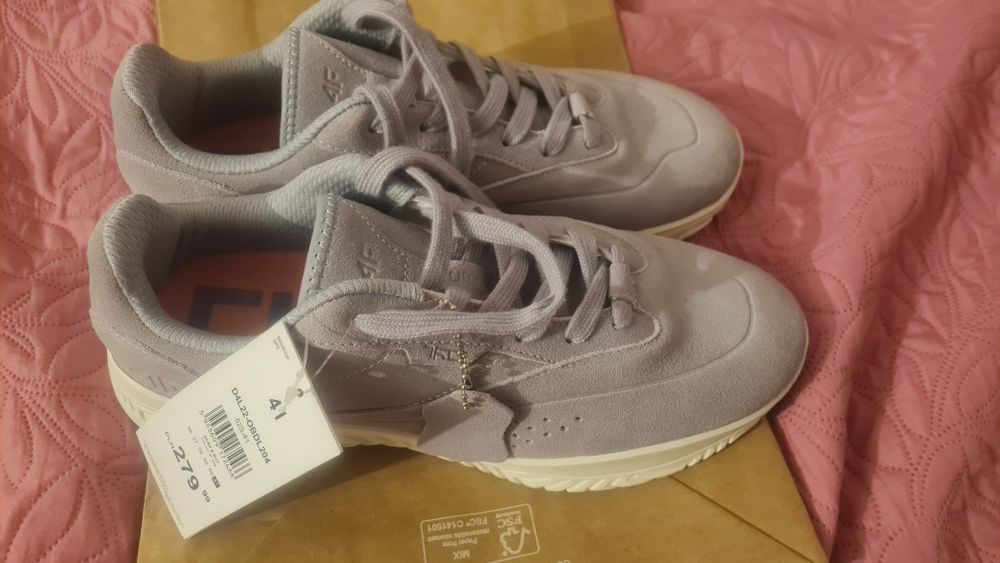 Buty sportowe damskie 4F, skórzane, nowe, r.41
