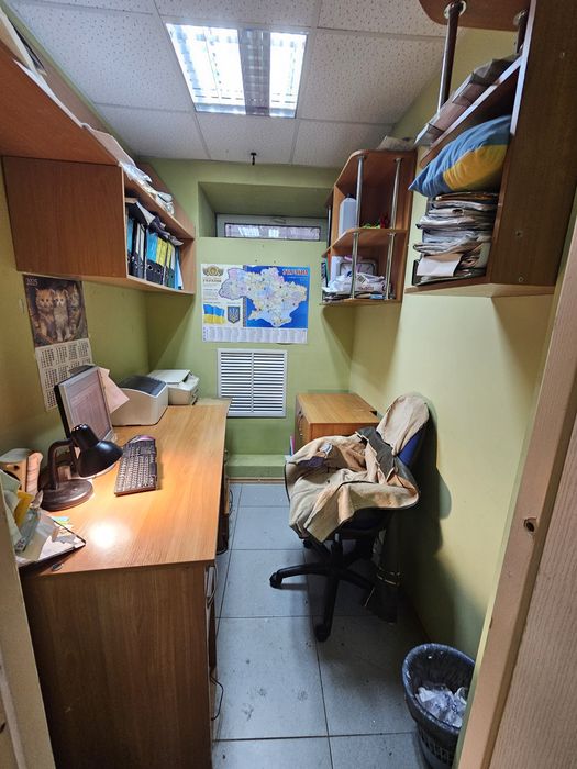 Магазин 82м2 верх проспекта Поля