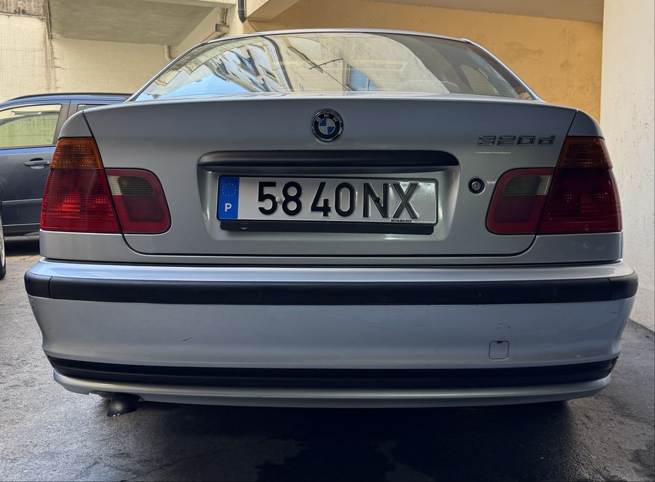 BMW 320d  - Sport - C/Novo !
