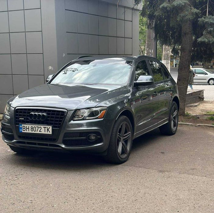 AUDI Q5 3.2 2012