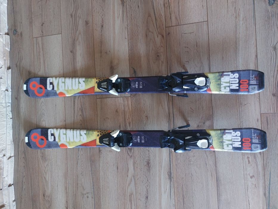 Atomic Cygnus 100 cm