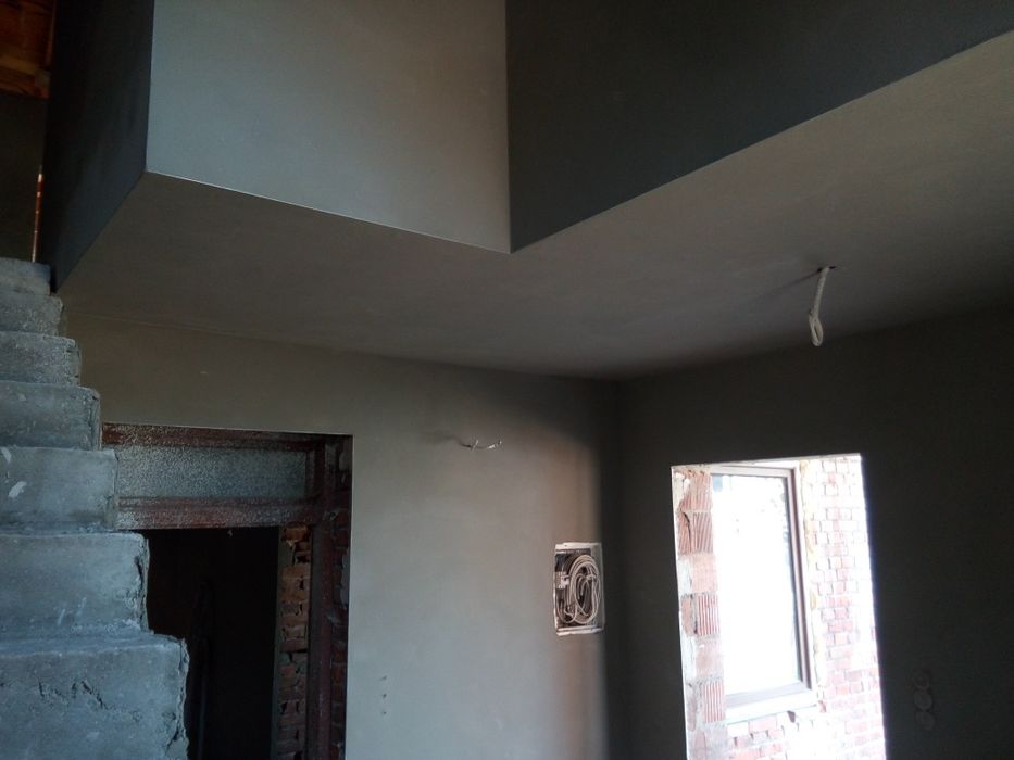 Tynkowanie tynki maszynowe cementowo wapienne, gliniane, gipsowe