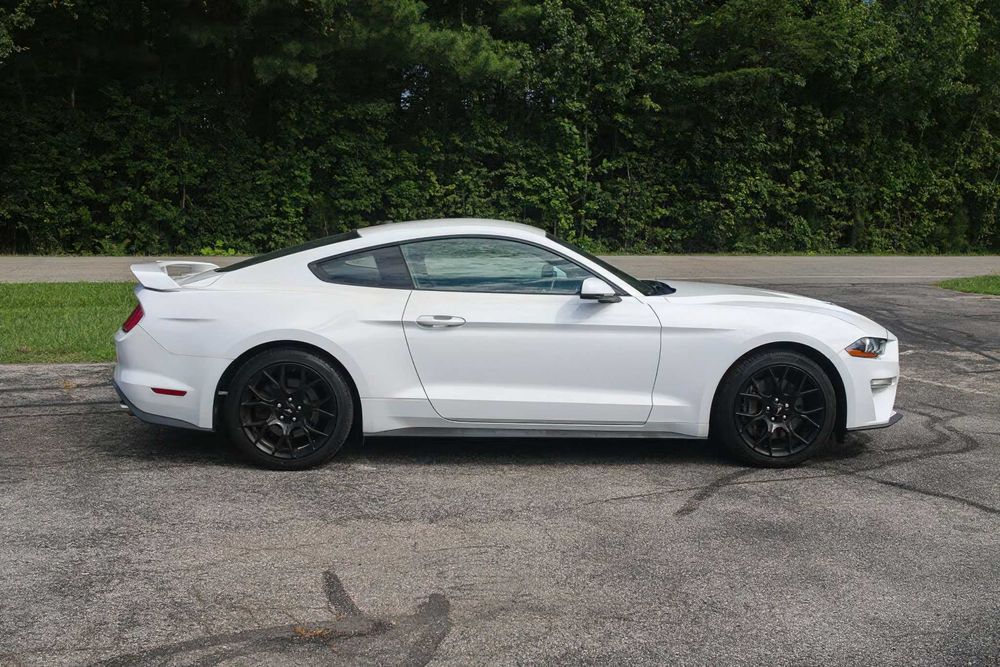 Ford Mustang EcoBoost Premium      2019