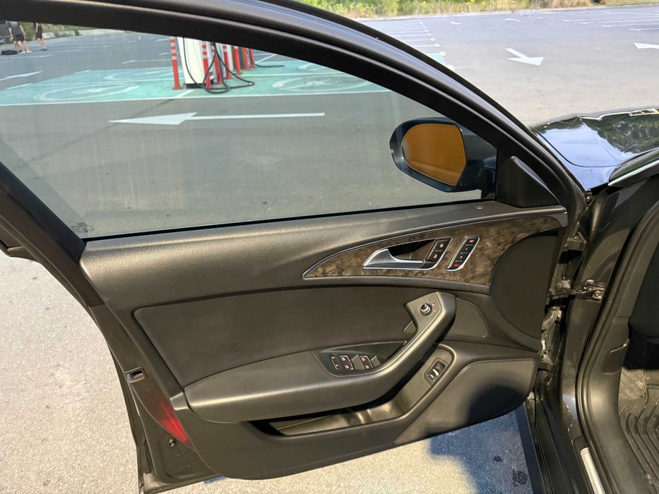 Audi A6 2016 VIN WAUF8AFC8HN050683 фото оголошення 11 з 21