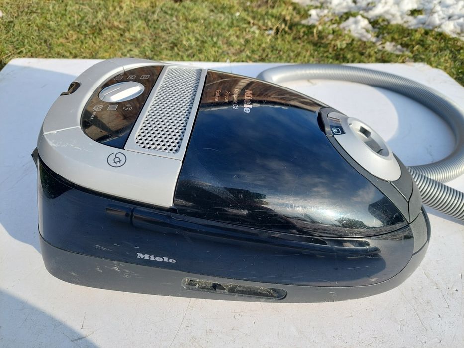 Odkurzacz miele c2