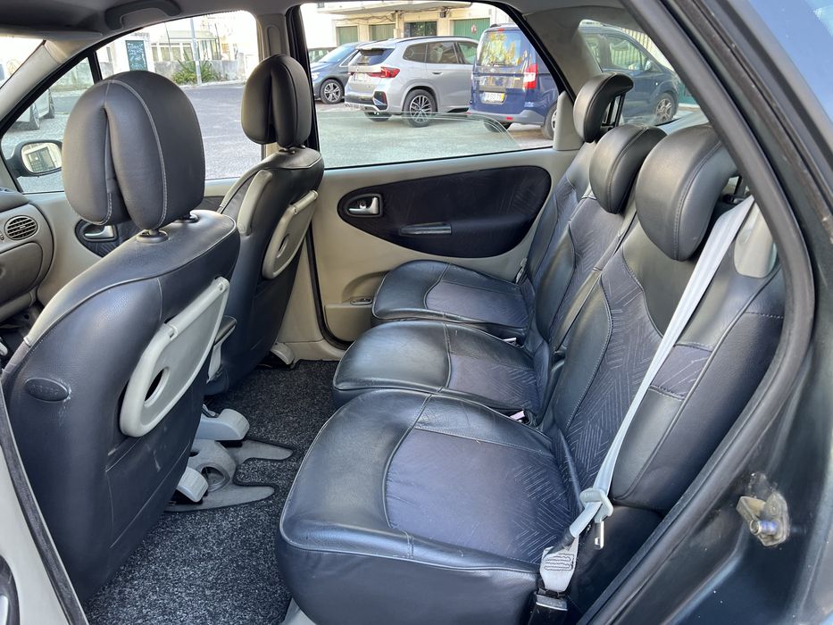 Renault Scenic 1.9DCi *176.000km* - 03