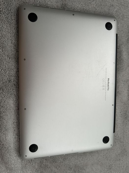 A1502  rok MacBook Pro MacOS 2015