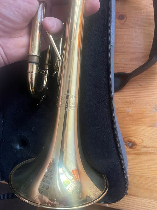 Музична японська трох клавішна труба