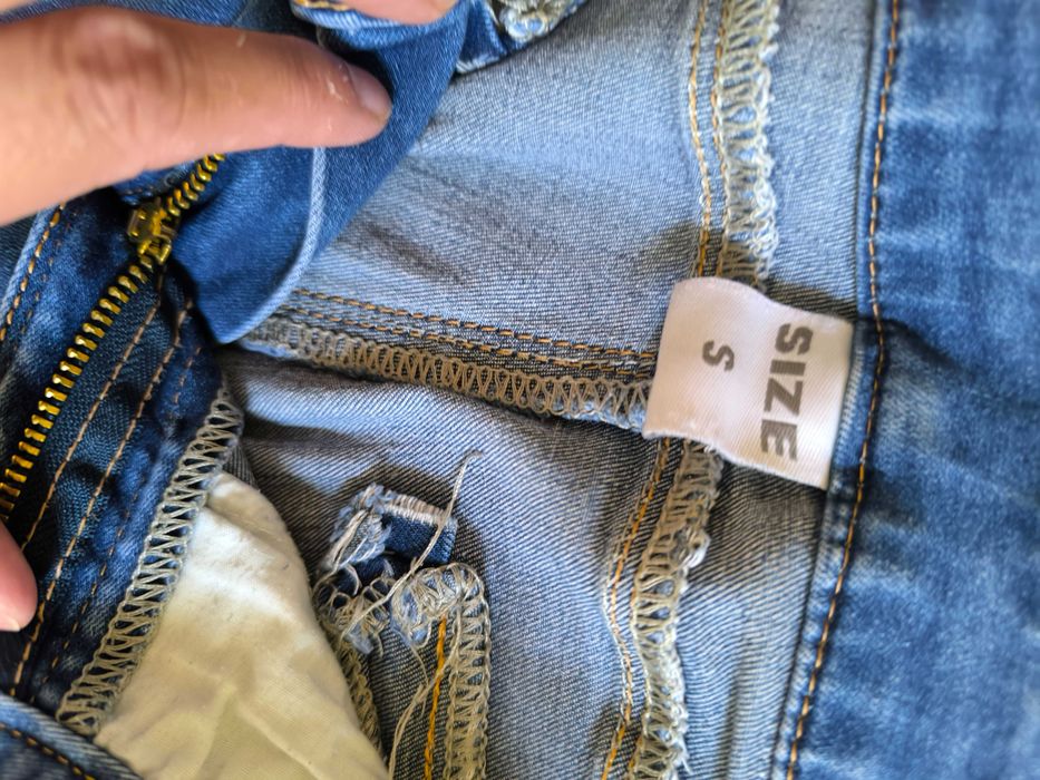 Jeansy damskie niebieskie