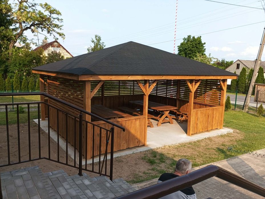 Altana Ogrodowa, Meble