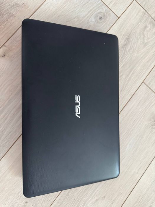 Ноутбук ASUS — недорогий варіант для роботи та навчання