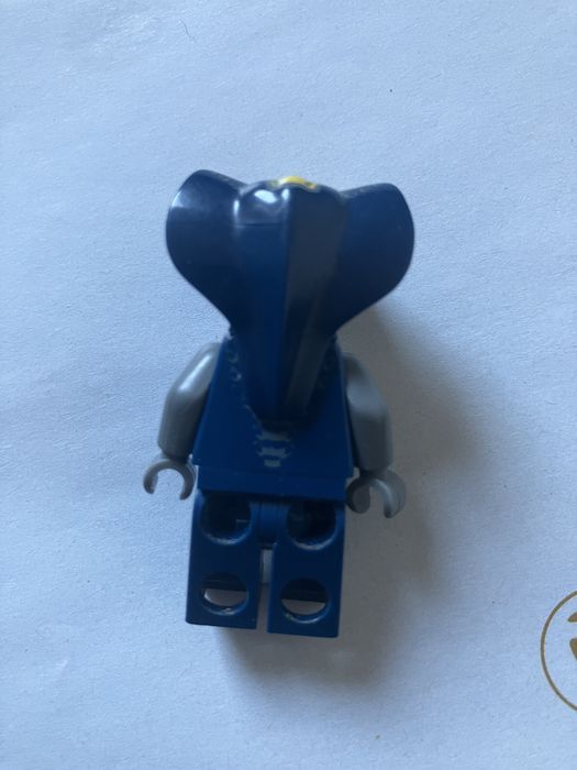Minifigurka LEGO 9446 Slithraa