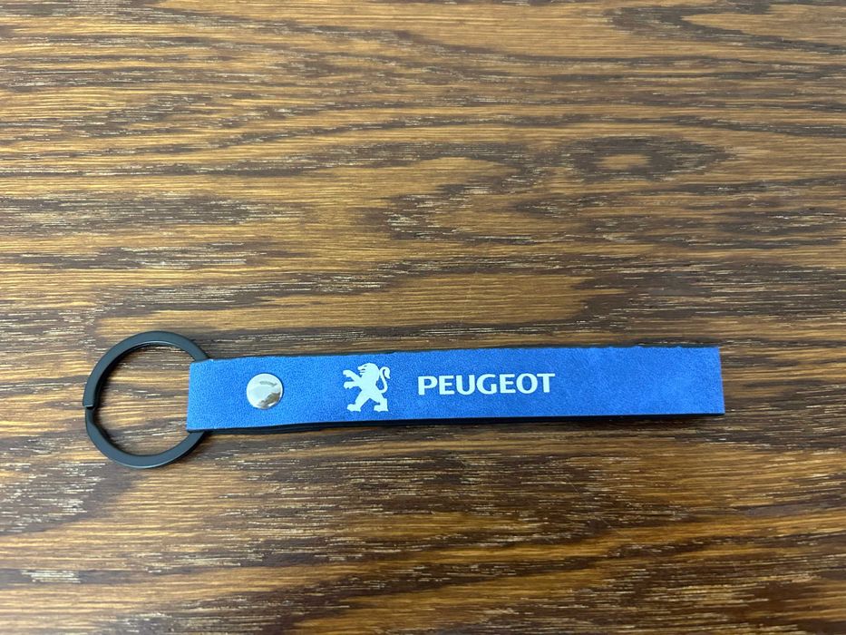 brelok breloczek zawieszka do kluczy Peugeot