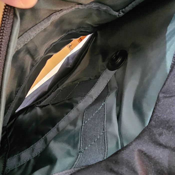 Boundary Supply Errant Sling Obsidian Black