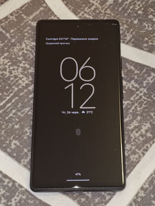 Google pixel 6a 6/128 продам/обмін