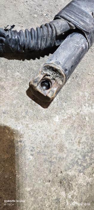 Siłownik hydrauliczny klapy BMW E61