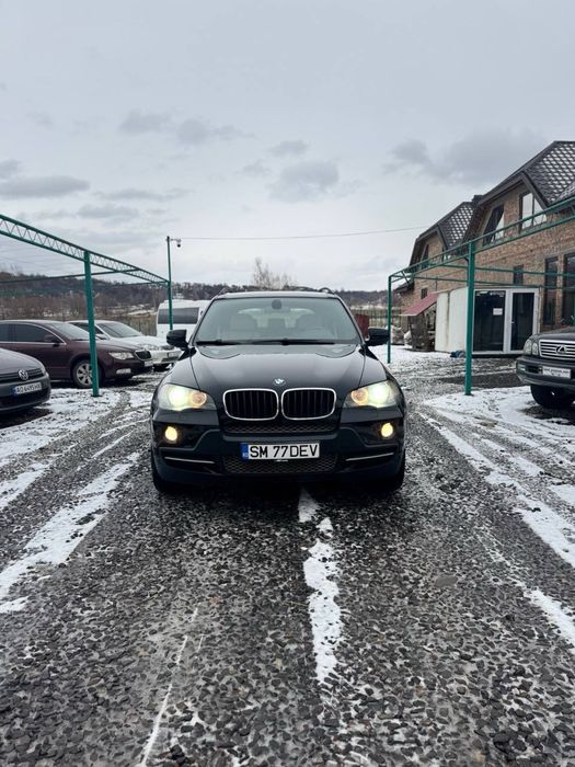 Бмв Х5 в хорошем состоянии