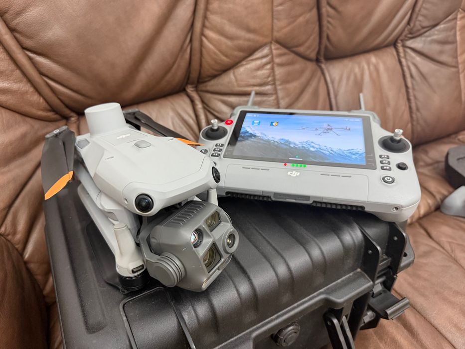 Продам дрон DJI Matrice 4T з малим нальотом 24 год.
