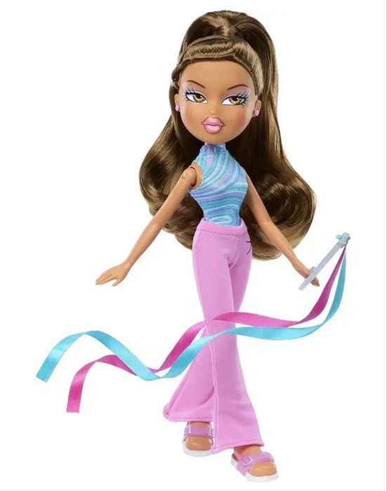 Bratz Play Sportz Yasmin Ясмін з аксесуарами для гімнастики лялька