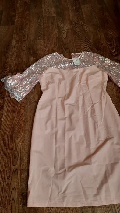 Сукня жіноча  , приталена