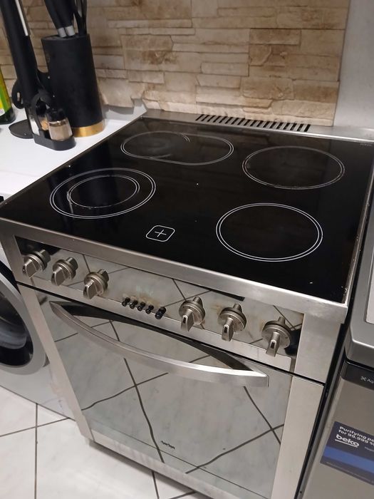 Sprzedam kuchenke elektryczna