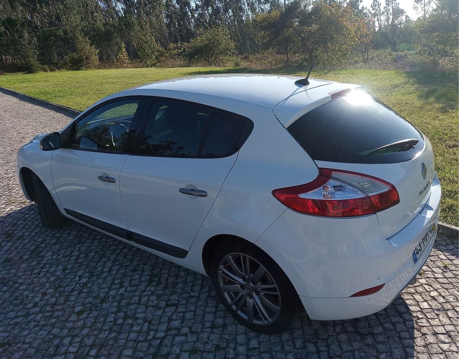 Renault Mégane III GT Line 1.5 dCi 110cv | Nacional | 2011 foto 2