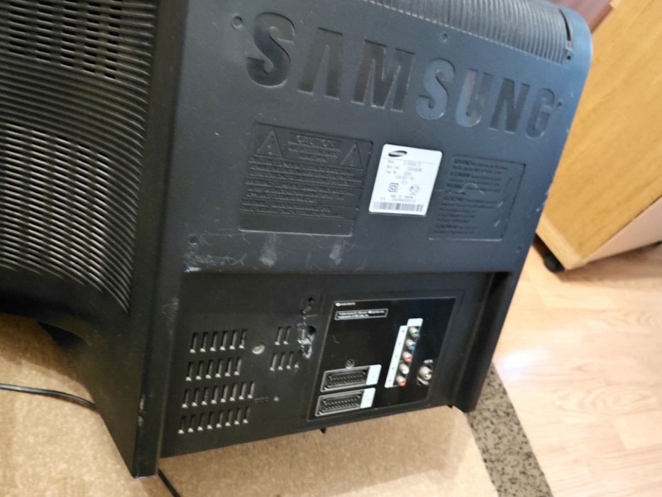 Телевизор Samsung CS-29Z40HSQ (29 дюймов, SlimFit, 100 Hz) + пульт