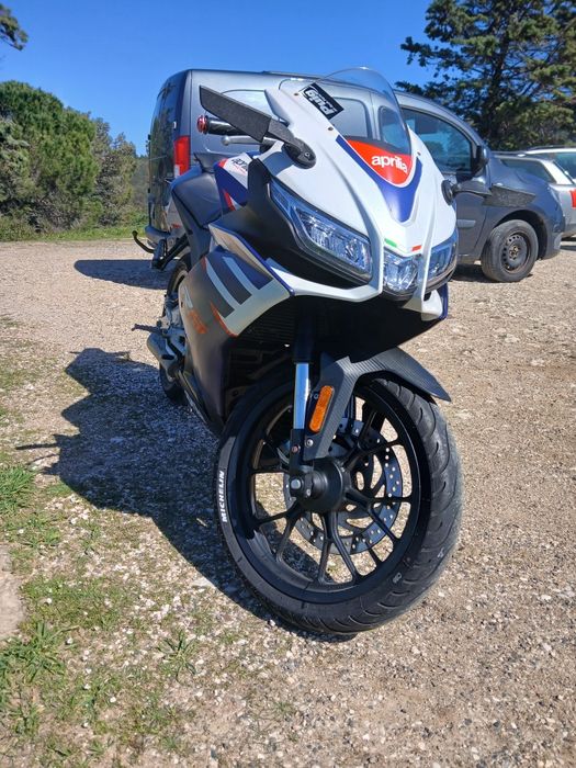 Oportunidade - Aprilia RS125 2021 – 13.000km – Full extras