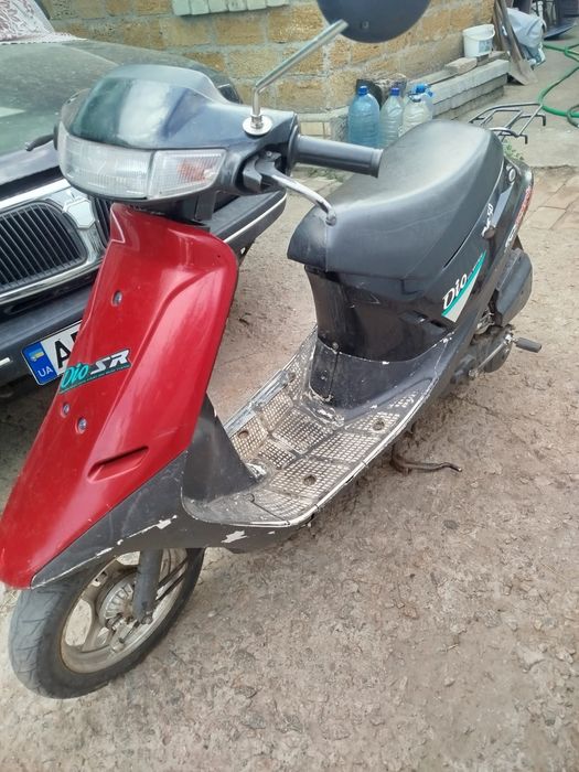 Продам скутер Honda dio 18 на ходу.