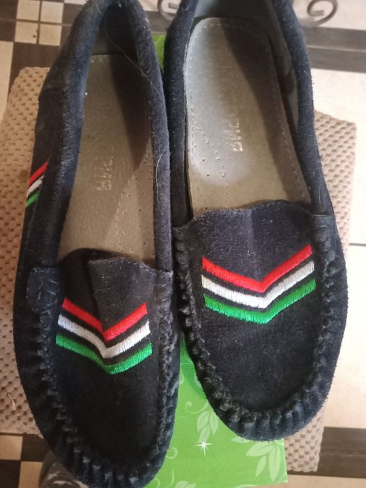 Замшевые мокасины.