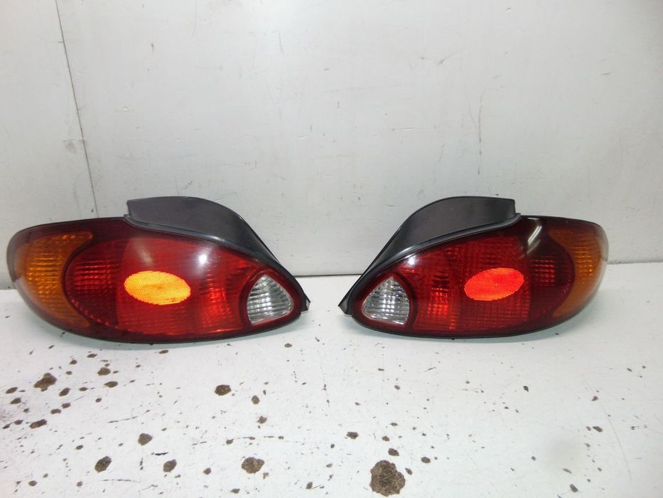 Hyundai Lantra farolins
