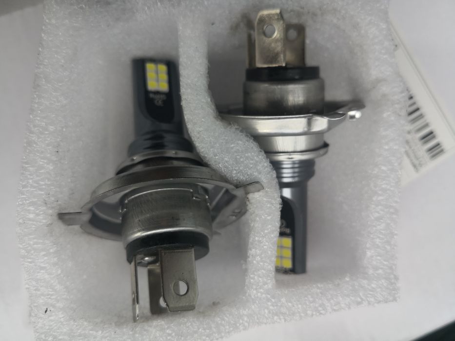 Lâmpadas LED H4 brancas