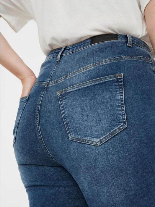 Vero Moda - Jeans Curve NOOS r. 42