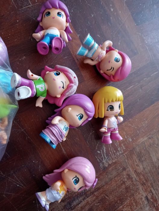 Set of Various Pinipons