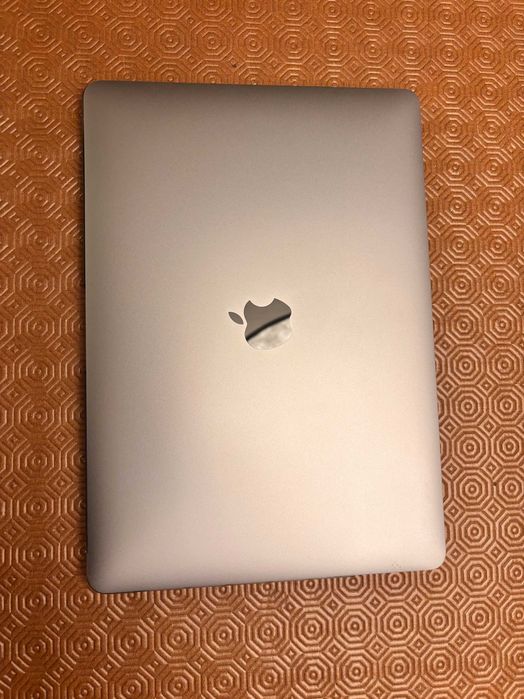 Macbook pro 13" 2020 mais Extras426382367402895361