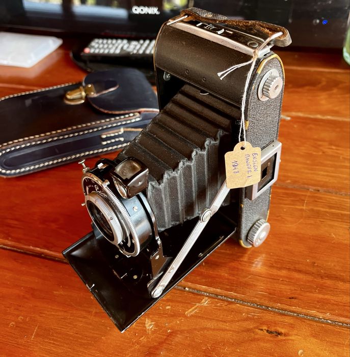 Antiga maquina fotografica Ensign Ranger I