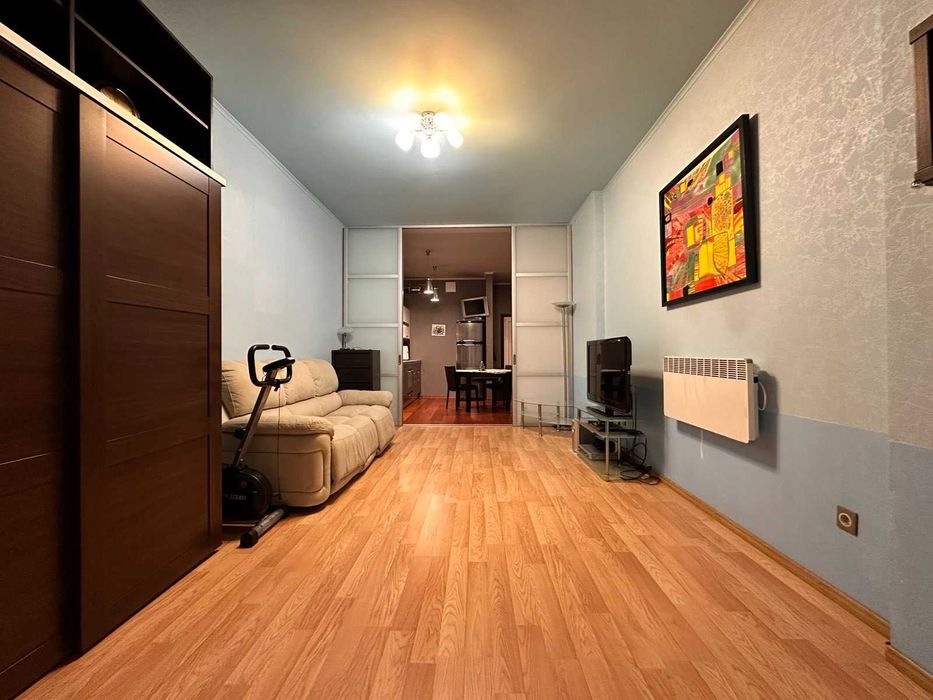 Продаж двокімнатної 64.1 кв.м. на Печерську вул. Коновальця 36в