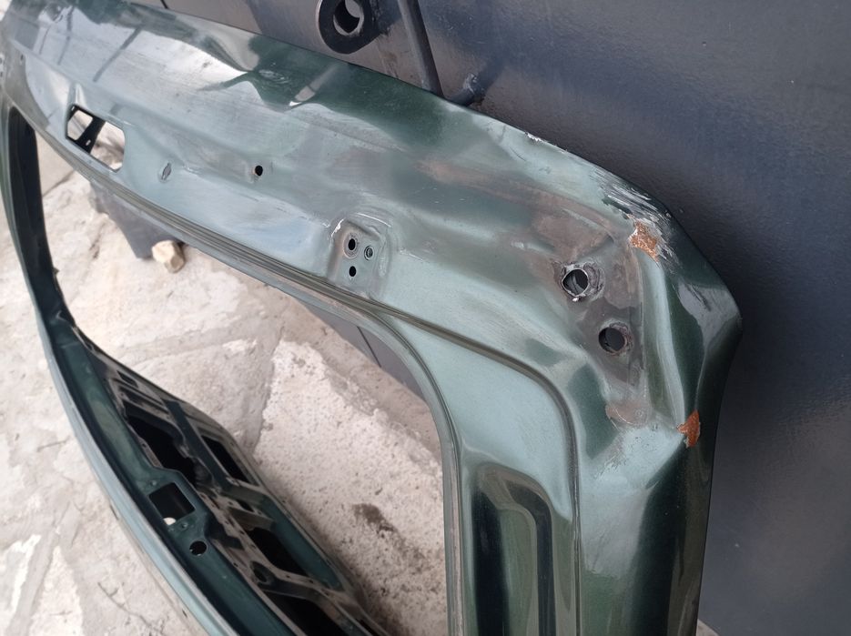 Ляда, кришка багажника Кіа Соренто 02-09 год.