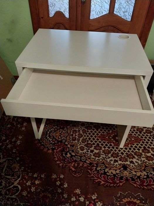 Стіл письмовий/компютерний ІКЕА micke