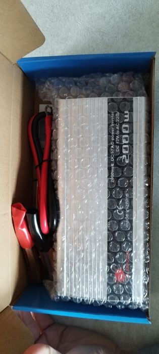 Nowa przetwornica 12/230V modyfikowany sinus mocna Polecam