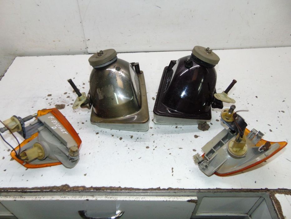 Ford escort MK3 faróis