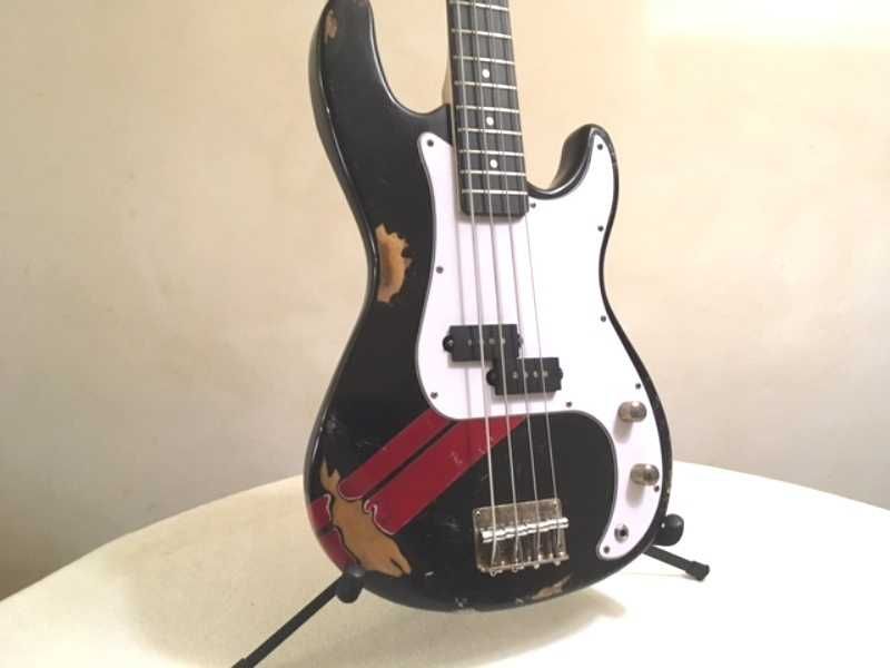 Baixo novo JMS PB Roadburner com garantia