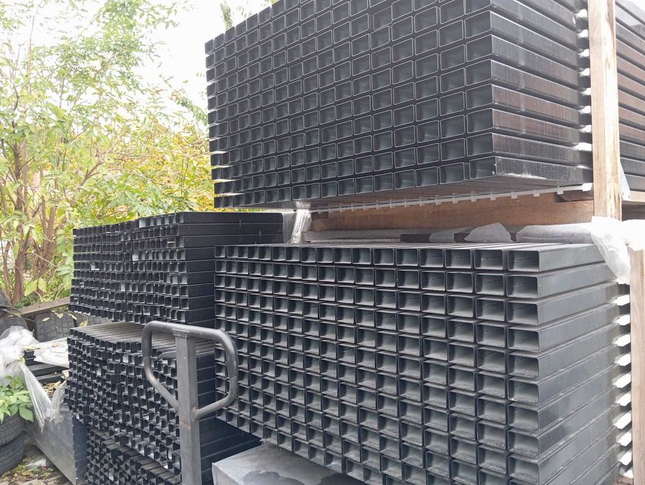 Słupek ogrodzeniowy 60x40 - ocynk + RAL - daszek GRATIS - producent