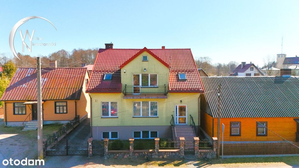 Przestronny dom z garażem i ogrodem